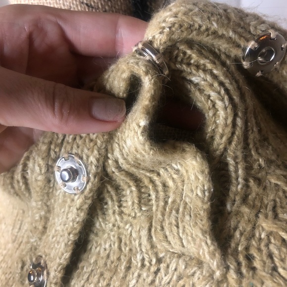 DEX open turtle neck sweater - Picture 2 of 5